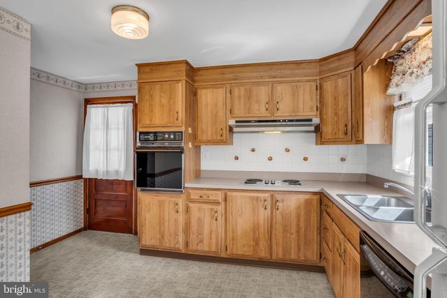 3915 SULLIVAN ST, Mechanicsburg, PA 17050