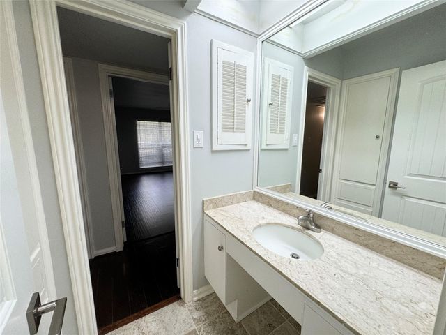 2600 Bellefontaine A14 Street A14, Houston, TX 77025