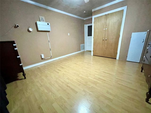 209 N Bowie Street, Jacksboro, TX 76458