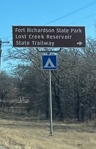 209 N Bowie Street, Jacksboro, TX 76458