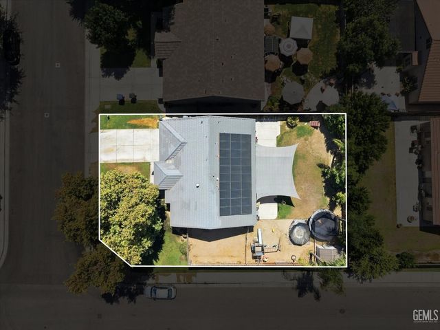 4703 Pikes Peak Lane, Bakersfield, CA 93311