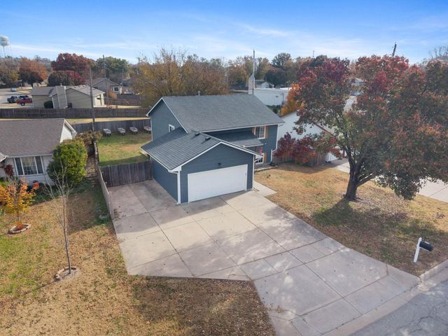 1008 Lulu St, Augusta, KS 67010
