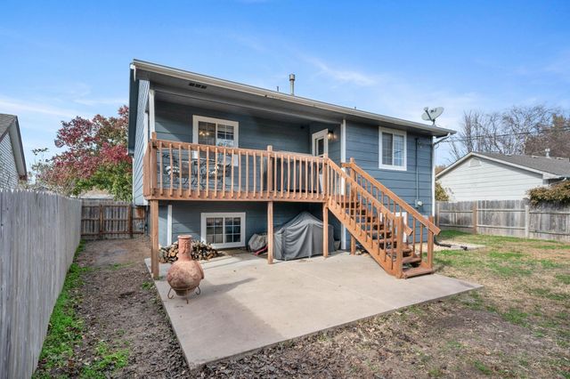 1008 Lulu St, Augusta, KS 67010