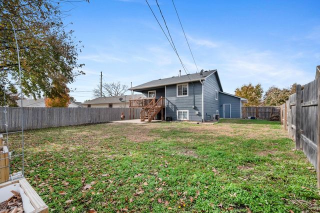 1008 Lulu St, Augusta, KS 67010