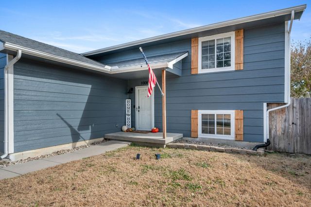 1008 Lulu St, Augusta, KS 67010