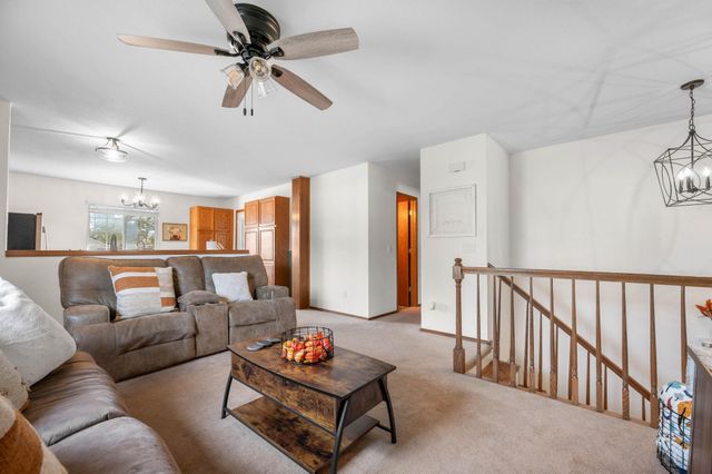 1008 Lulu St, Augusta, KS 67010