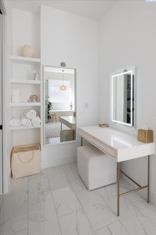 325 Rockwood Drive, Richland, WA 99352