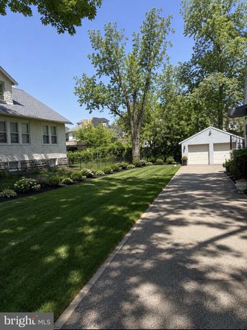 15 HIRST, Lansdowne, PA 19050