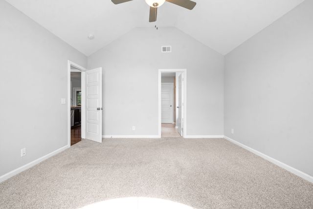 756 Jodine Ann Dr, Clarksville, TN 37043