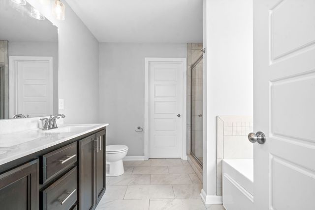 756 Jodine Ann Dr, Clarksville, TN 37043