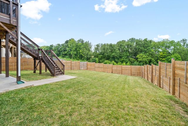 756 Jodine Ann Dr, Clarksville, TN 37043