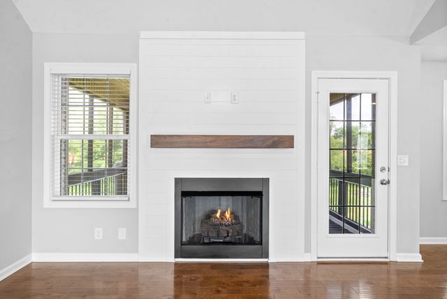 756 Jodine Ann Dr, Clarksville, TN 37043