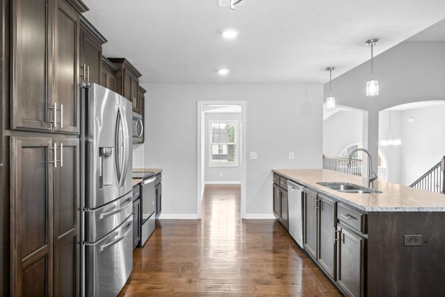 756 Jodine Ann Dr, Clarksville, TN 37043