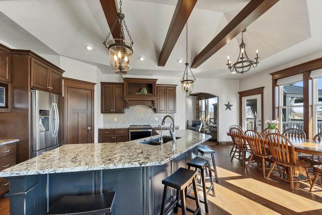 1656 STEINER LANE, Green Bay, WI 54313