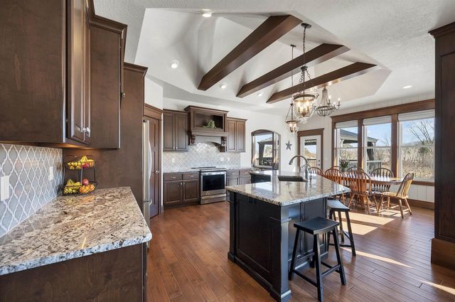 1656 STEINER LANE, Green Bay, WI 54313