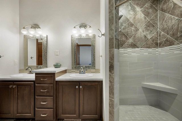 1656 STEINER LANE, Green Bay, WI 54313