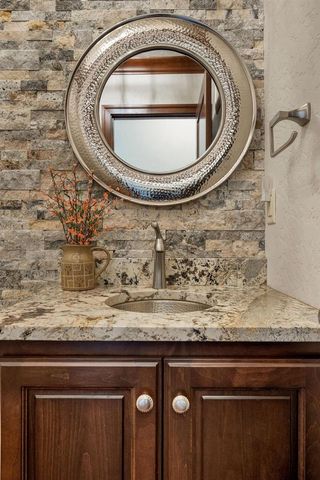 1656 STEINER LANE, Green Bay, WI 54313