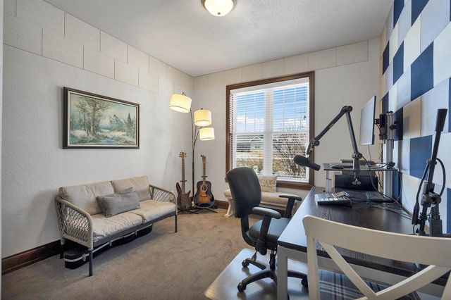 1656 STEINER LANE, Green Bay, WI 54313