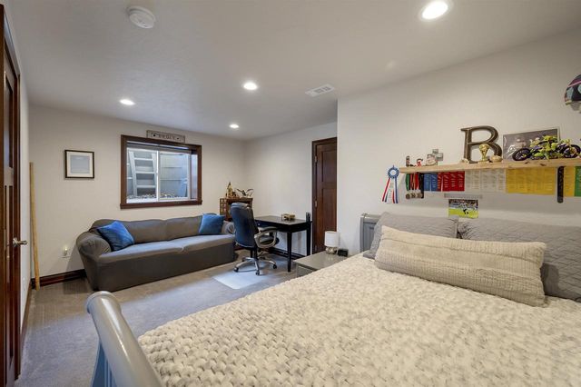 1656 STEINER LANE, Green Bay, WI 54313