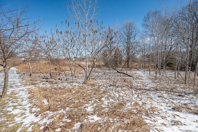 1656 STEINER LANE, Green Bay, WI 54313