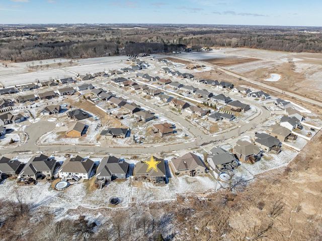 1656 STEINER LANE, Green Bay, WI 54313