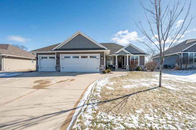 1656 STEINER LANE, Green Bay, WI 54313