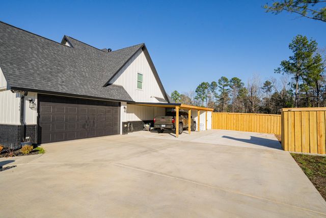 148 Eagle Creek Dr., Diana, TX 75640