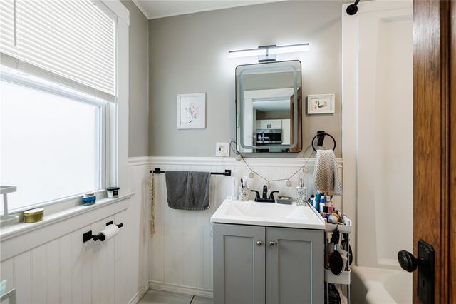 210 Hampden Road, Rochester, NY 14610