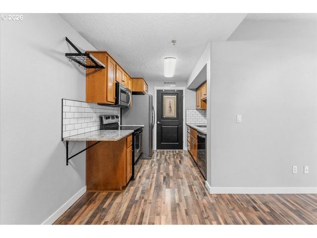 11221 Se CAUSEY Cir, Happy Valley, OR 97086