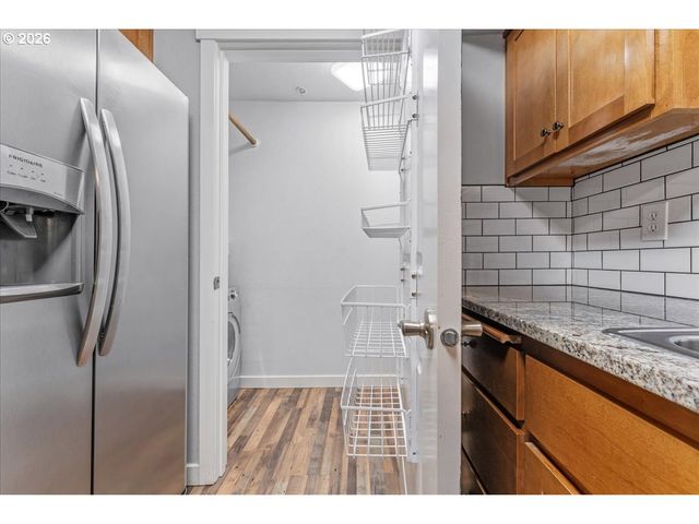 11221 Se CAUSEY Cir, Happy Valley, OR 97086