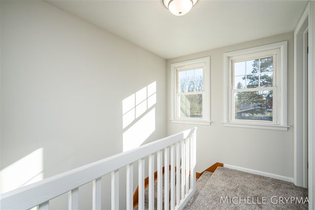 200 Sunset Hills Avenue, Grand Rapids, MI 49534