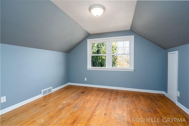 200 Sunset Hills Avenue, Grand Rapids, MI 49534