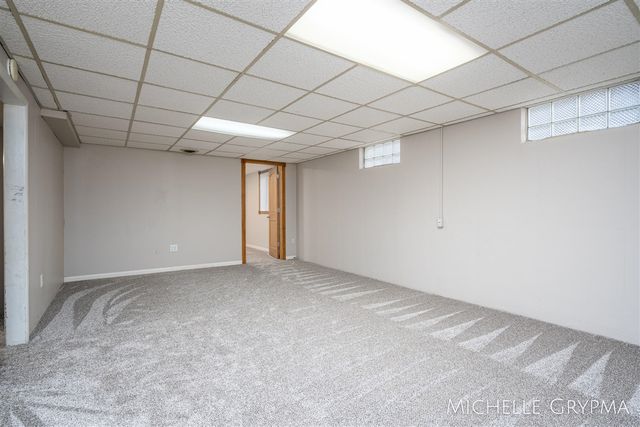 200 Sunset Hills Avenue, Grand Rapids, MI 49534