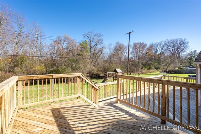 200 Sunset Hills Avenue, Grand Rapids, MI 49534