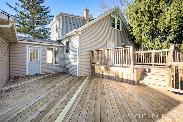 200 Sunset Hills Avenue, Grand Rapids, MI 49534