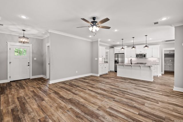 92 Garrison, Greenbrier, AR 72058