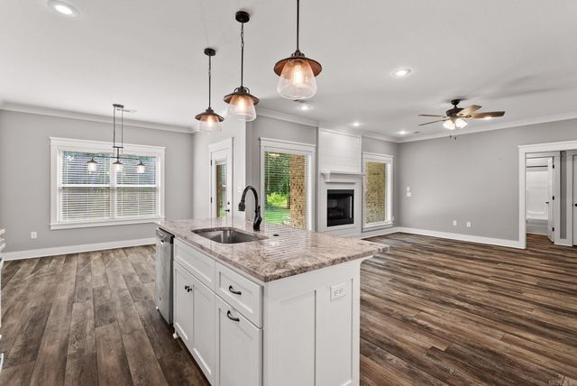 92 Garrison, Greenbrier, AR 72058