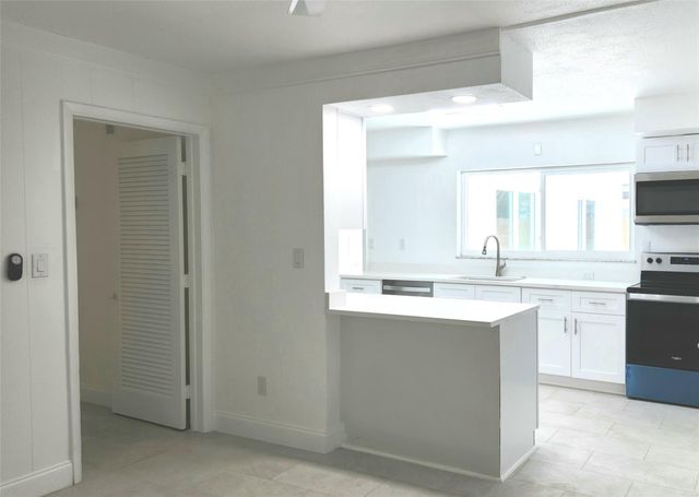 1715 York Court, Fort Pierce, FL 34982