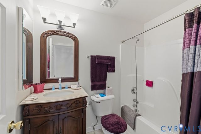 1310 Magnolia Pointe Blvd, Glen Allen, VA 23059