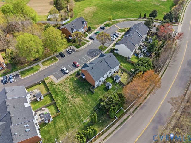 1310 Magnolia Pointe Blvd, Glen Allen, VA 23059