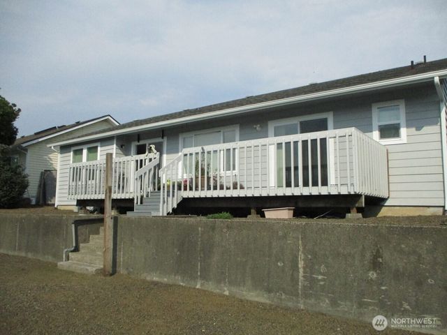 255 Canal Drive NE, Ocean Shores, WA 98569
