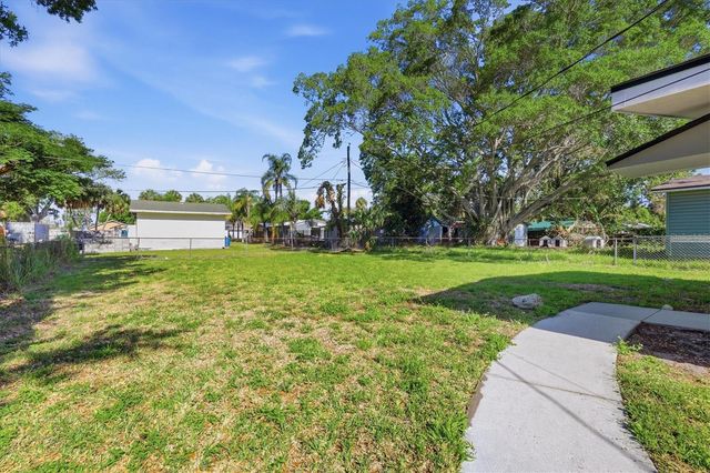 1007 26TH AVENUE W, Palmetto, FL 34221