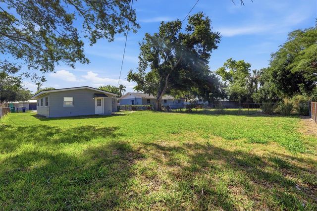 1007 26TH AVENUE W, Palmetto, FL 34221