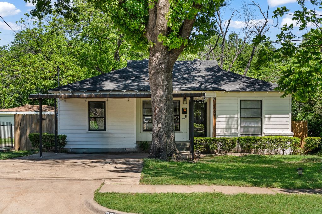 3807 Falls Drive, Dallas, TX 75211