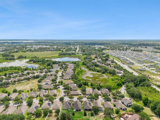 457 BRIDGEFORD CROSSING BOULEVARD, Davenport, FL 33837
