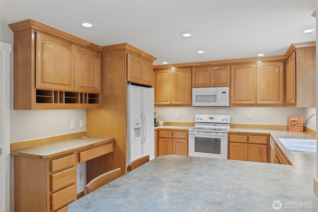 4430 136 Place SW, Edmonds, WA 98026