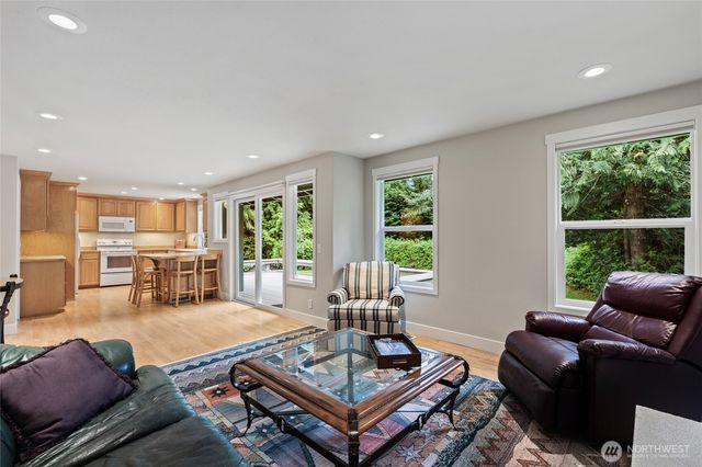 4430 136 Place SW, Edmonds, WA 98026