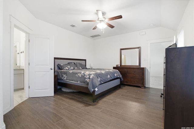 4331 W Vasquez Cir, Converse, TX 78109