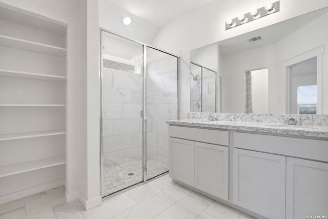 4331 W Vasquez Cir, Converse, TX 78109