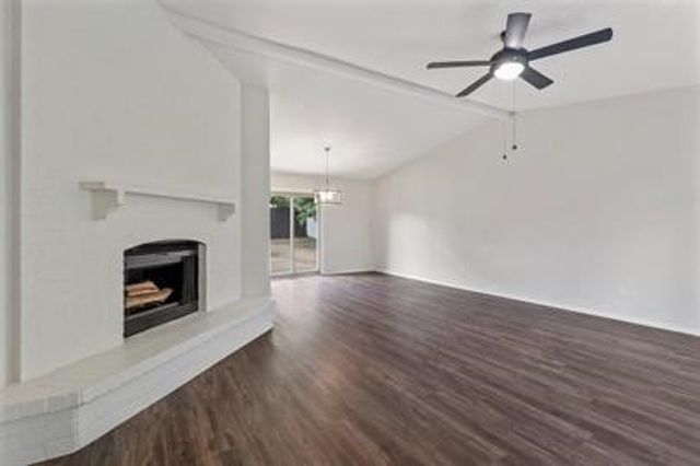 2601 Knoll Trail, Euless, TX 76039